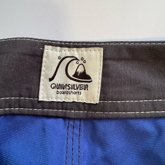 Quicksilver board shorts size 38 - Picture 3 of 9